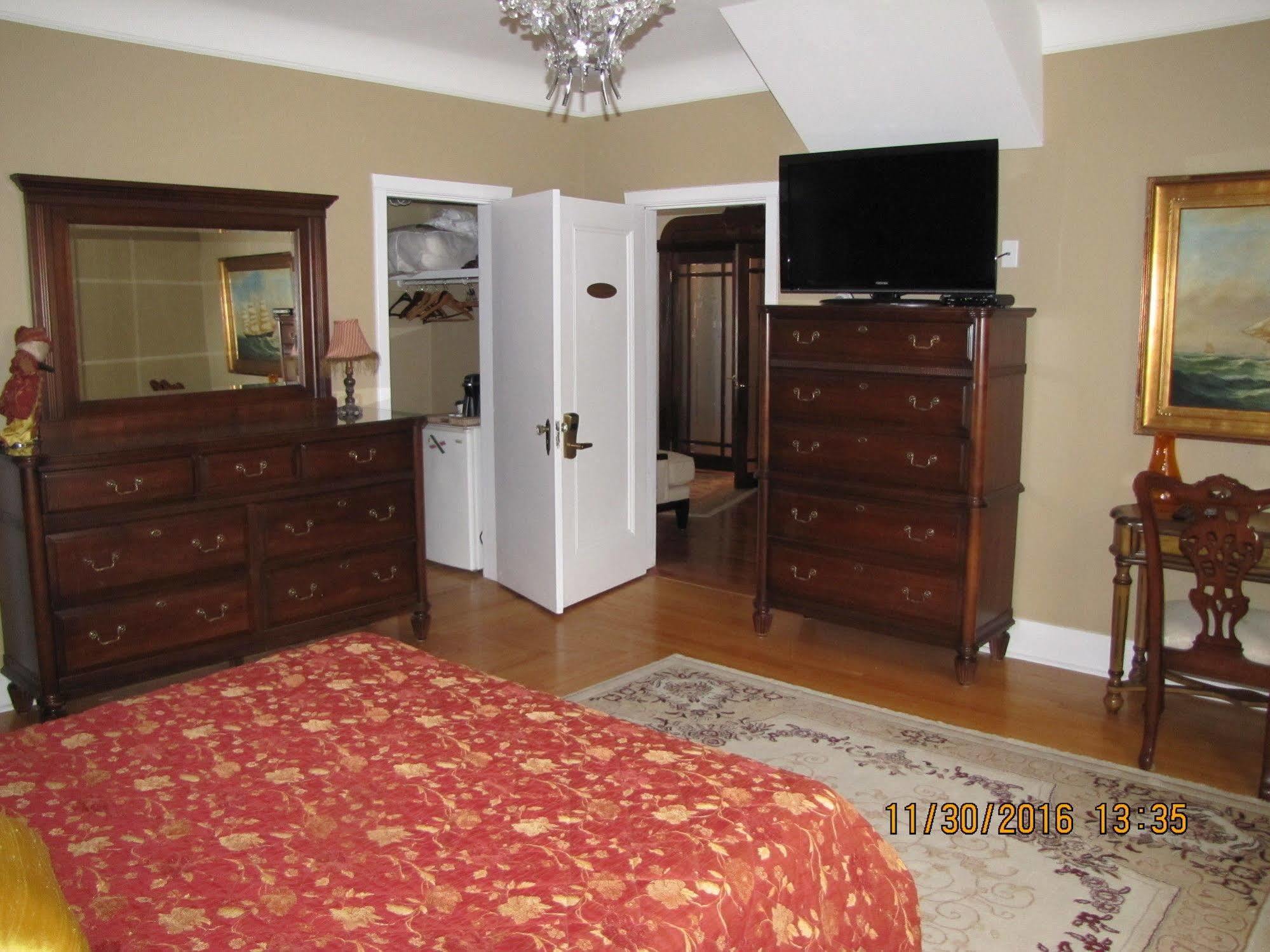 Monroe House Executive Guest Suites St. John's Exterior foto